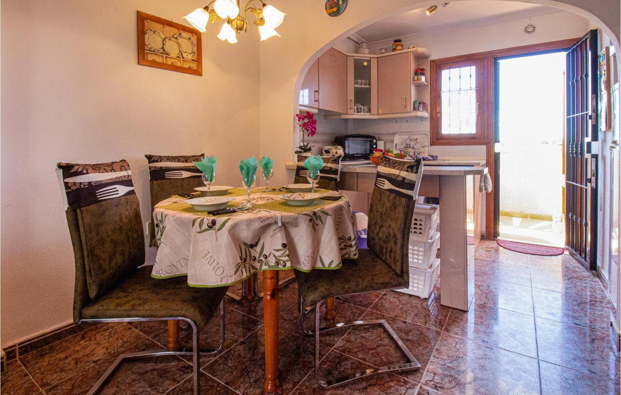 Cozy Apartment In Гуардамар-дел-Сегура Екстер'єр фото